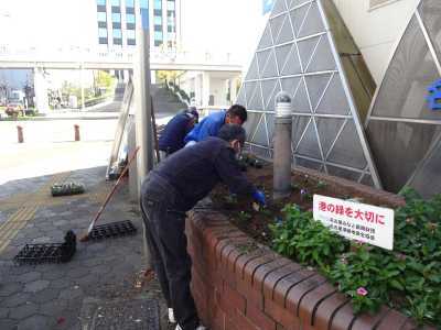 ガーデンふ頭総合案内所前花壇の植替えR3.11.15_d0338682_08492579.jpg