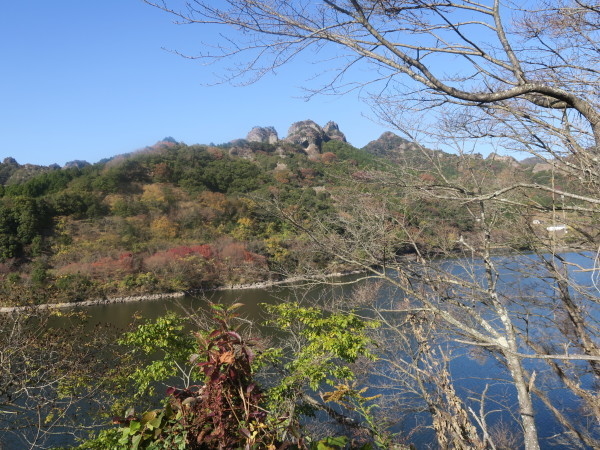 国東半島紅葉情報 21 11 17 水 じなしの山歩記と国東半島ミュージアム