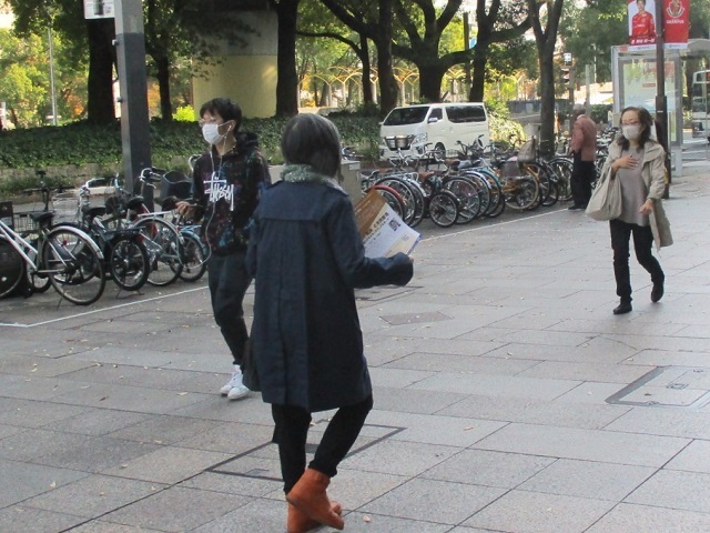 21/11/18 街頭宣伝を行いました_c0241022_03202121.jpg
