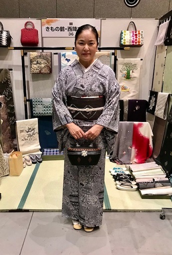サローネお客様・更紗着物・自作の帯〆・鳥の帯・雀のお宿_f0181251_19204087.jpg
