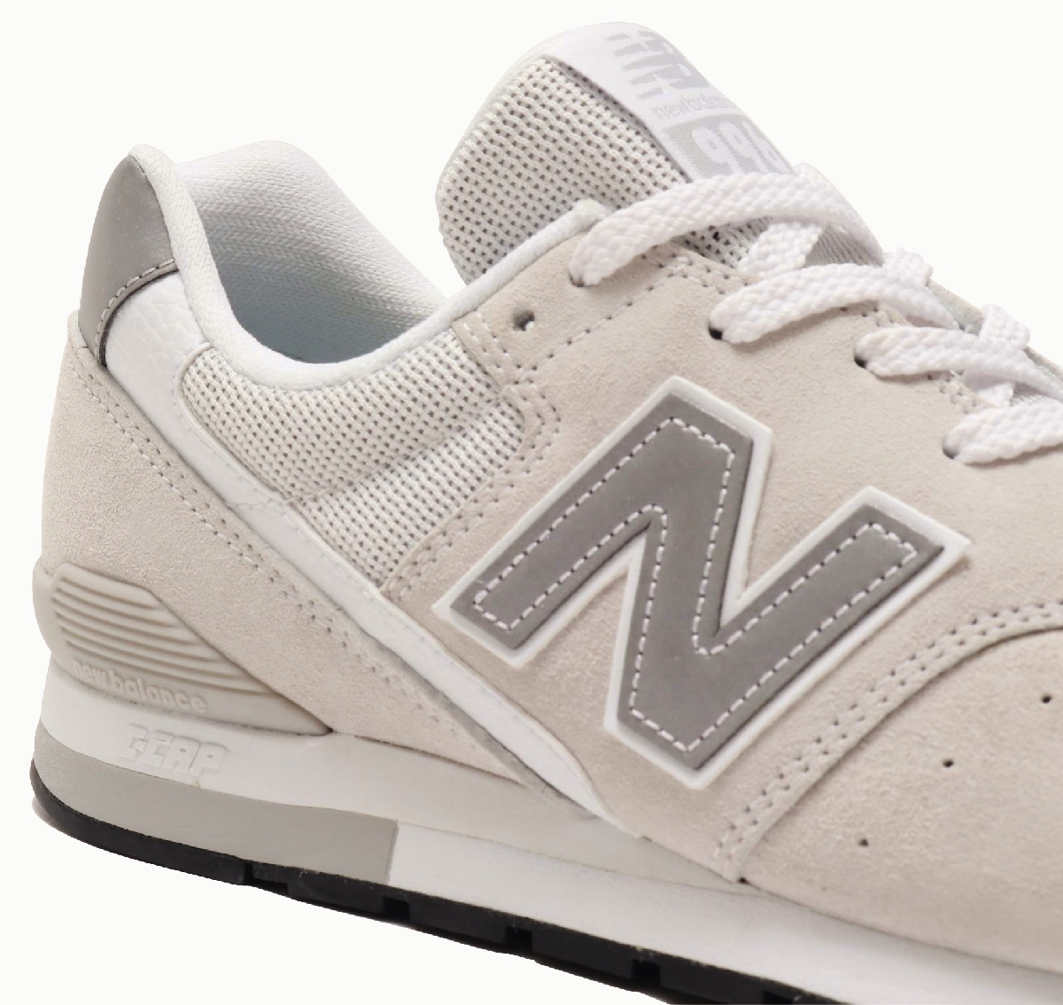 newbalance　　996　　WHITE SUEDE LEATHER_d0152280_17595149.jpg