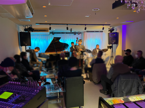 広島 ジャズライブ カミン Jazzlive Comin 11月21日のライブ_b0115606_10555259.png