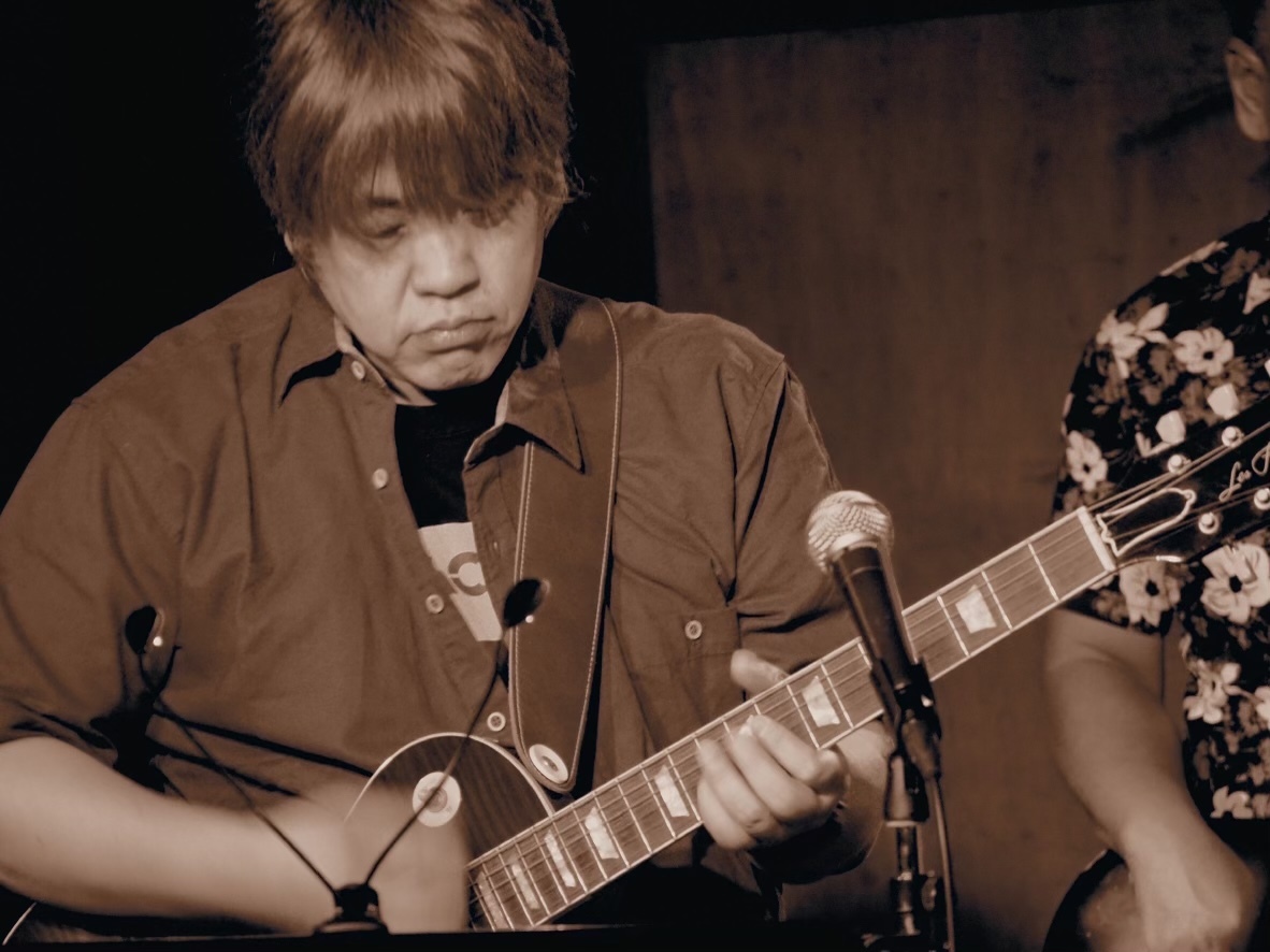 広島 ジャズライブ カミン Jazzlive Comin 11月21日のライブ_b0115606_10572105.jpeg