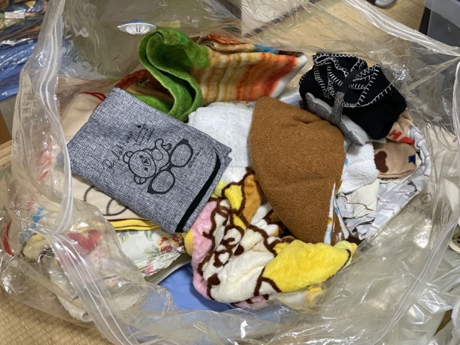 押し入れ収納の Before → After！_f0354014_21222608.jpeg