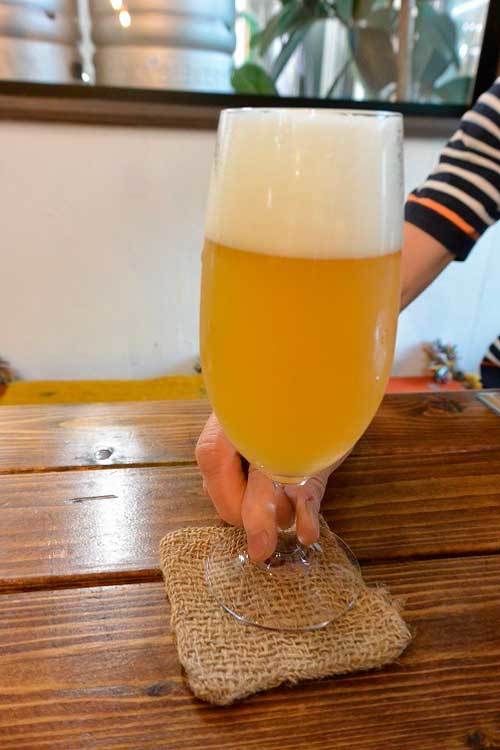 【(山梨グルメ)甲府市「ペルソナ ブルワリー(Persona Brewery)」で 自家醸造ビール!!】_a0005436_14113199.jpg