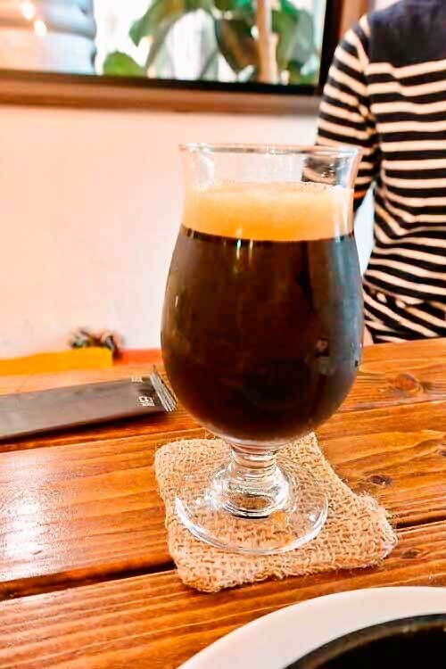 【(山梨グルメ)甲府市「ペルソナ ブルワリー(Persona Brewery)」で 自家醸造ビール!!】_a0005436_14394858.jpg
