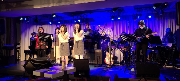 銀座ラウンジZEROにてライブ_e0119092_15371648.jpg