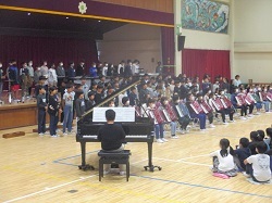 音楽集会_e0069234_16364386.jpg
