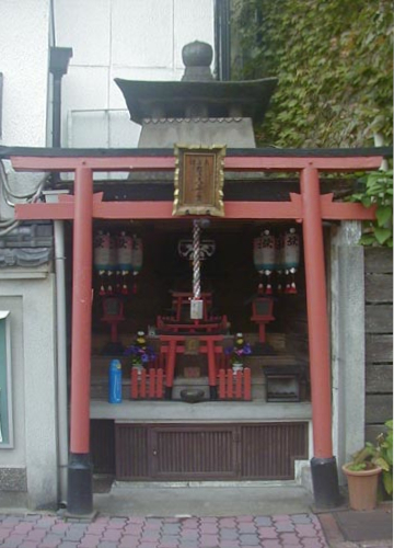 ●神社の造形―最上位経王大菩薩_d0053294_00012492.jpg