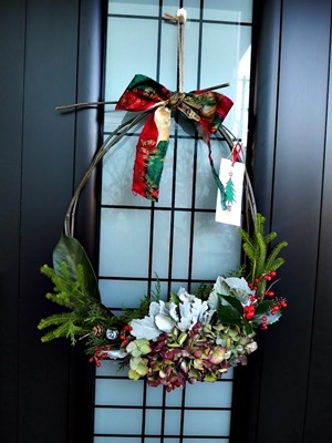 クリスマスリース作りました その2_f0129726_20042686.jpg