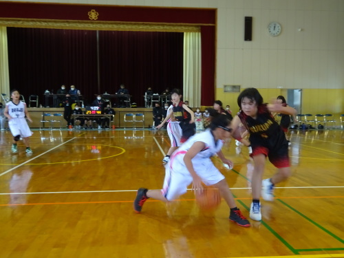 県大会 初日 女子 日出ミニバスケットボール