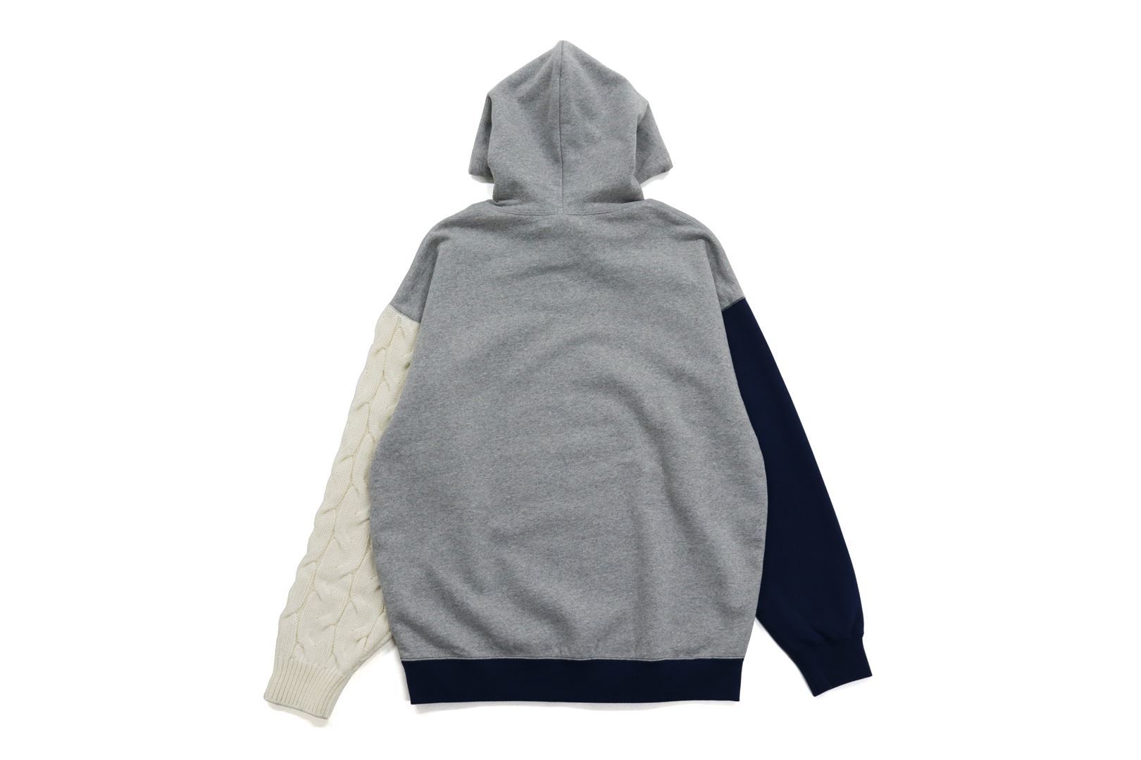 DOCKING CABLE KNIT SLEEVE OVERSIZED PULLOVER HOODIE_a0174495_17373572.jpg