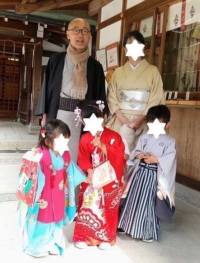七五三の祖父母・御召に木屋太角帯・色無地に螺鈿の帯。_f0181251_18393667.jpg