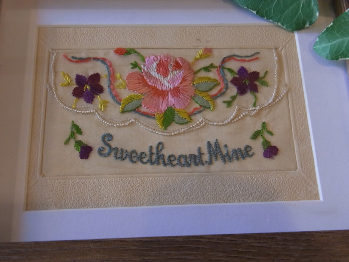 シルク・刺繡カード２_d0127182_16261097.jpg
