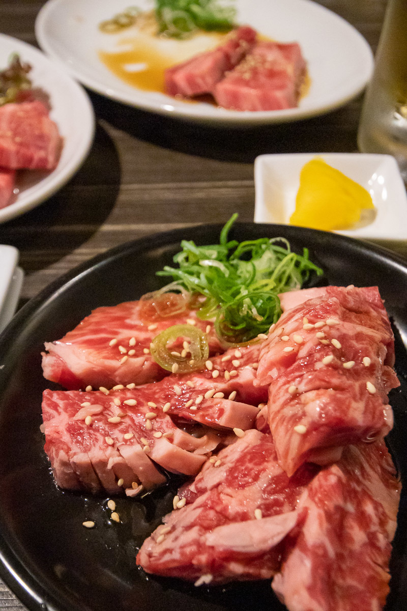 肉処 でべそ 帯屋町店で、焼肉_a0077663_16523512.jpg