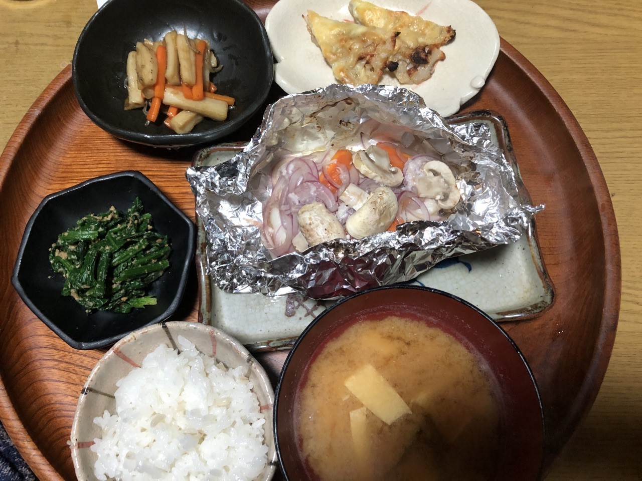 高齢者の食卓_d0105063_13540453.jpeg