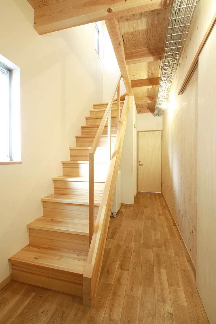 【徹底解説】階段の素材、手すりを知り、おしゃれにするには!住宅のお悩み解決例の紹介 階段その1_f0217896_15103530.jpg