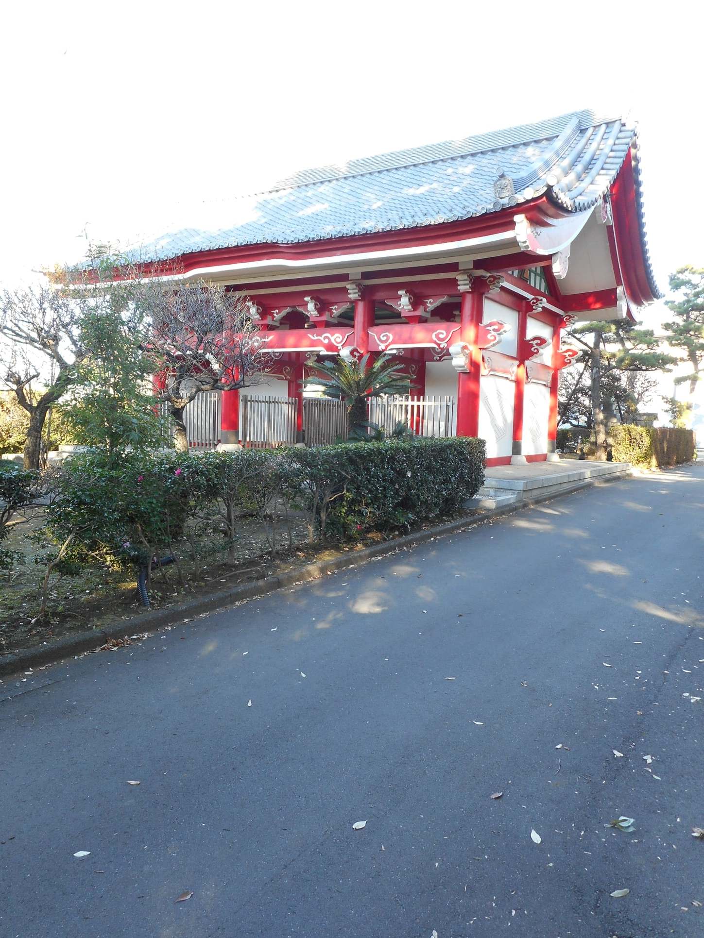 東京西東京市の如意輪寺山門(建築家・山中眞三郎作品研究)_f0142606_05141251.jpg