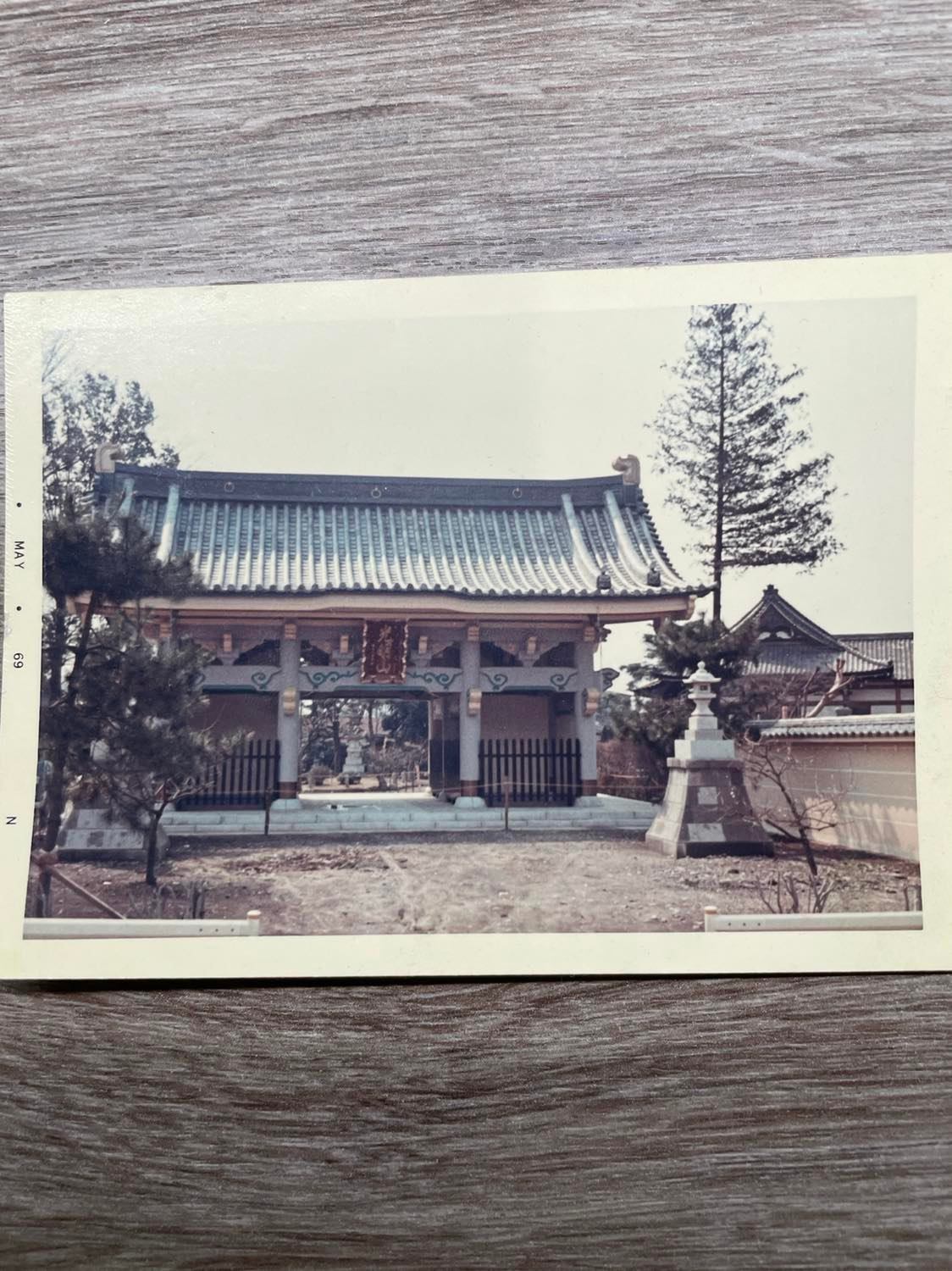 東京西東京市の如意輪寺山門(建築家・山中眞三郎作品研究)_f0142606_05160855.jpg