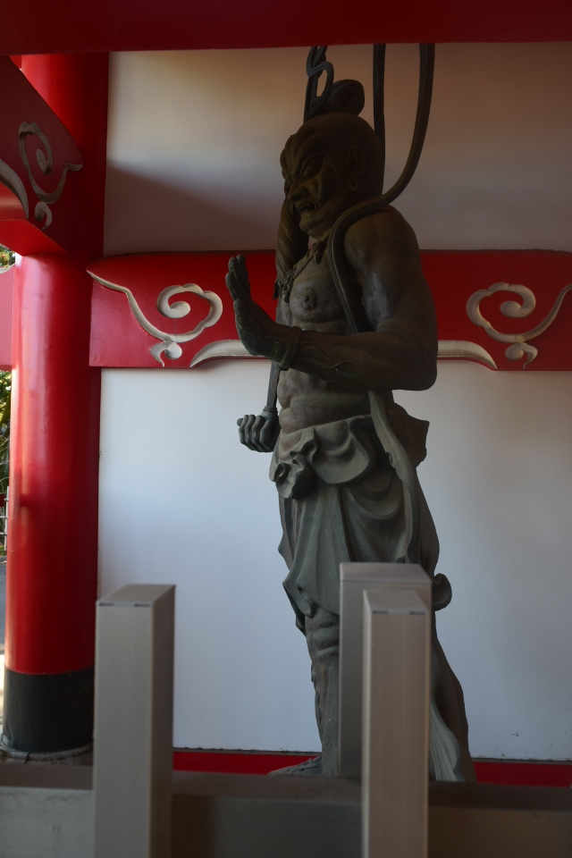東京西東京市の如意輪寺山門(建築家・山中眞三郎作品研究)_f0142606_05350097.jpg