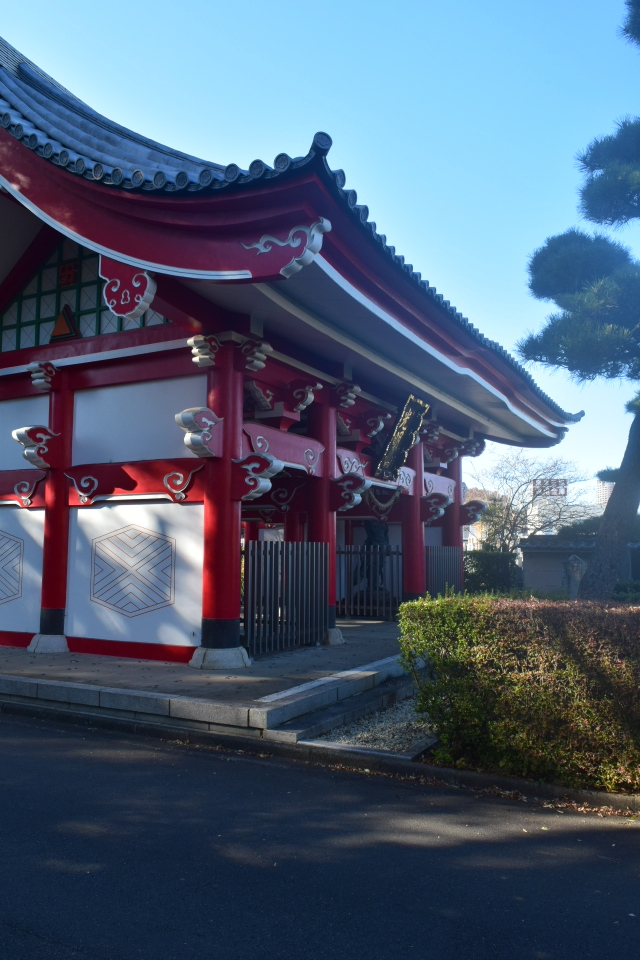 東京西東京市の如意輪寺山門(建築家・山中眞三郎作品研究)_f0142606_05410550.jpg