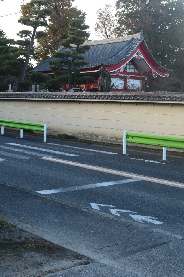 東京西東京市の如意輪寺山門(建築家・山中眞三郎作品研究)_f0142606_05444184.jpg