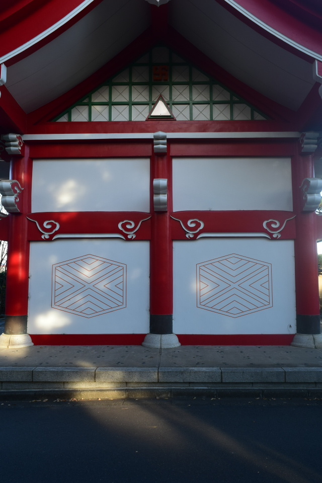 東京西東京市の如意輪寺山門(建築家・山中眞三郎作品研究)_f0142606_05481432.jpg
