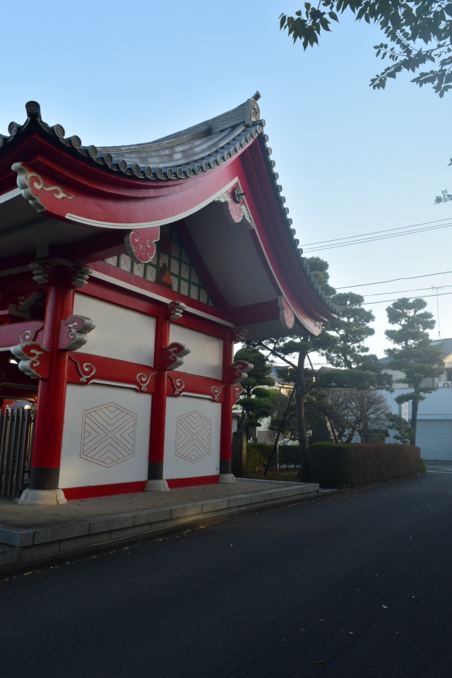 東京西東京市の如意輪寺山門(建築家・山中眞三郎作品研究)_f0142606_05562310.jpg