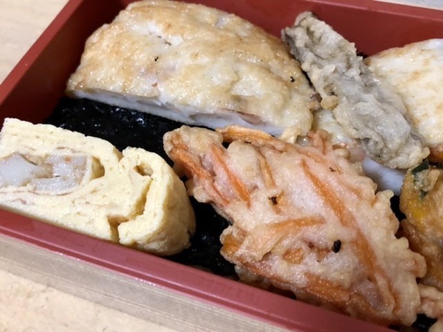 【井上蒲鉾の美味しい海苔弁とローソンの溺れ】_b0009849_12254329.jpeg