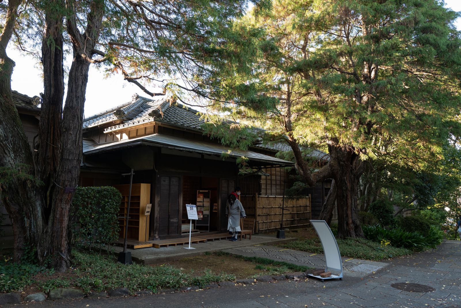 【重要文化財｜旧徳川家 松戸戸定邸】　行き方、見学のしかた　（千葉県）_b0212342_08293485.jpg