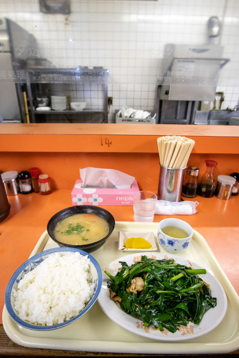 豚太郎 春野店で、ニラ豚定食_a0077663_15413611.jpg