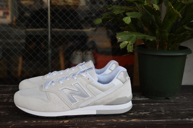 お得な、海外NB 574 × 1300 Classic ★★_d0152280_14024652.jpg