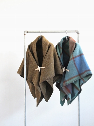 loomer　Shetland Wool Blanket Poncho_b0139281_18182256.jpg