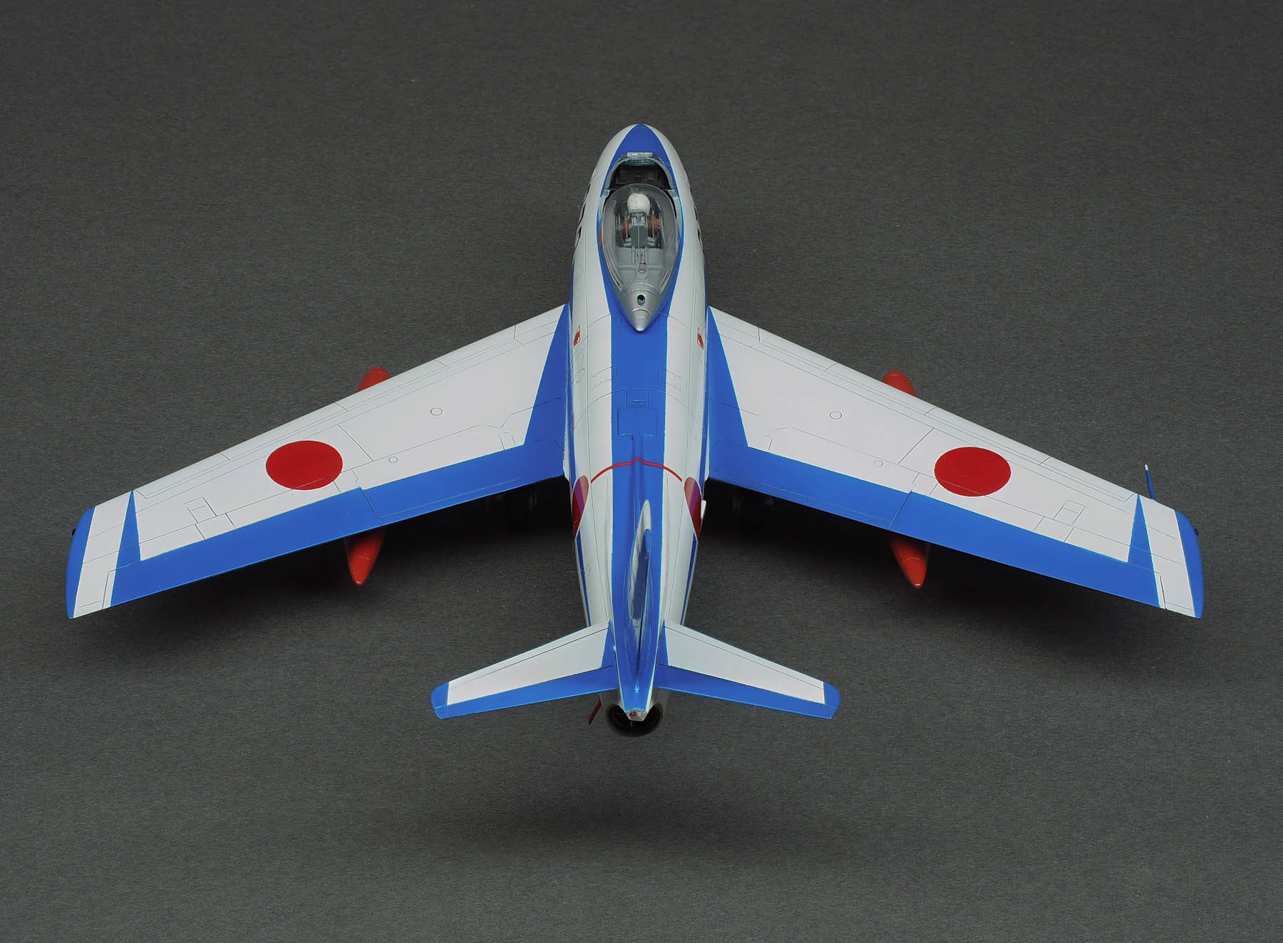 フジミ 1/72 F-86F-40 セイバー ブルーインパルス （再塗装