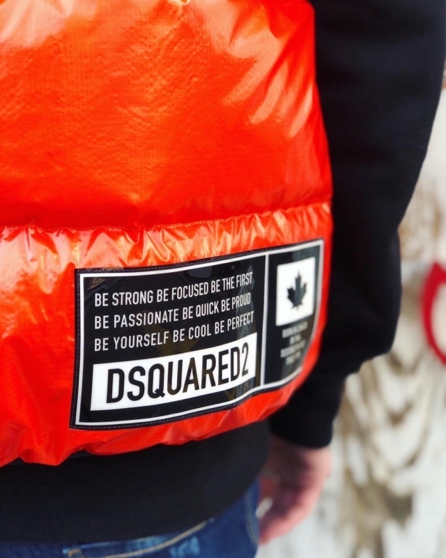 「DSQUARED2」DOWN VESTのご紹介です！_e0308287_16052369.jpg