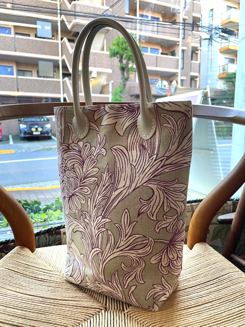 モリス『クリサンセマムトワル』のバッグが完成しました by interior styling of bright_c0157866_18585818.jpg