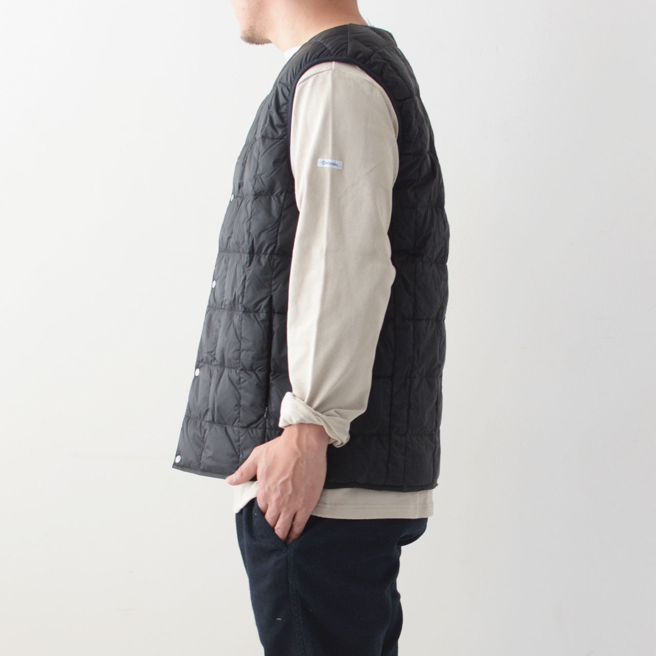 TAION [タイオン] M V NECK BUTTON DOWN VEST [TAION-001] _f0051306_15540447.jpg