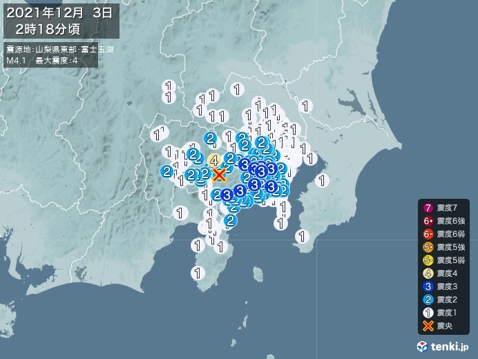 夜中に飛び上がる【あ〜〜びっくり】震度3？_b0009849_02245114.jpeg