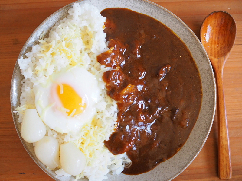 【レトルトカレー食べ比べ㊾】明治「銀座カリースペシャリテ 濃厚ビーフカリー」_b0008655_10262464.jpg