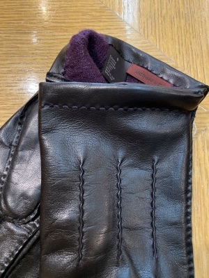 LEATHER GLOVES MADE IN ITALY_d0155468_17360678.jpeg