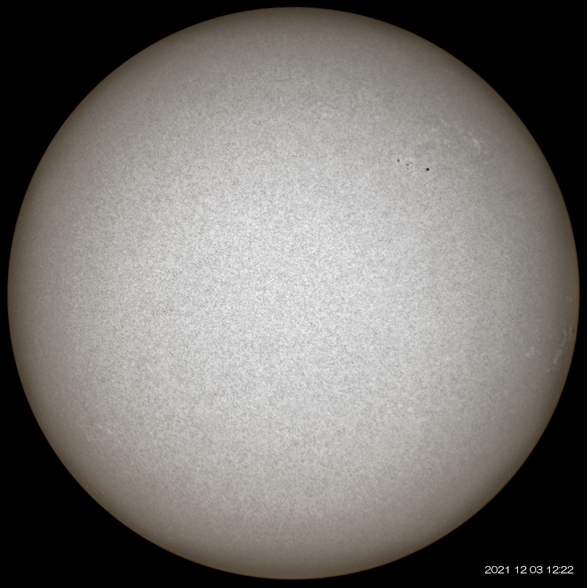 12月3日の太陽_e0174091_15020674.jpg