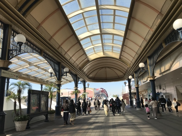 再会と送別の昼下がり_e0407734_21361963.jpeg