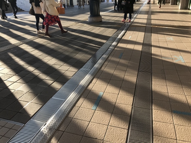 再会と送別の昼下がり_e0407734_22074081.jpeg