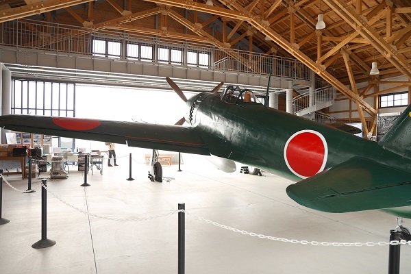 戦闘機を見学しました_b0328557_17503276.jpg
