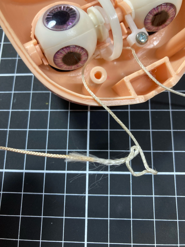 ♡ ブライス アイチェンジ紐 & 眠り目紐 装着イメージ ♡の通販