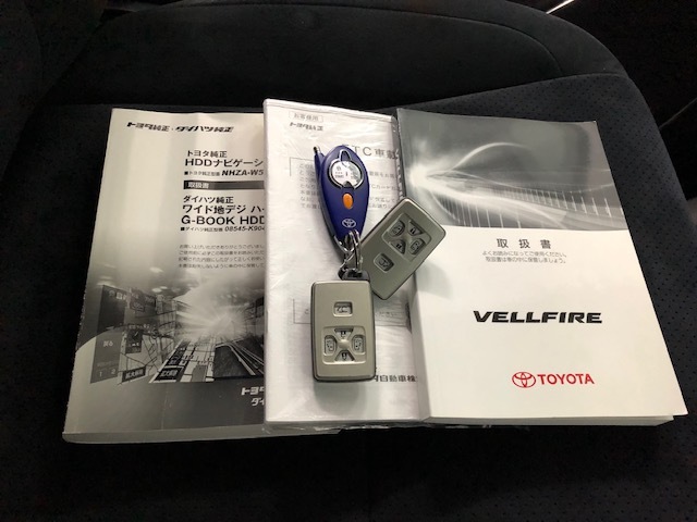 ★ベンツGLS・エスティマ・デリカD:5 一挙4台のご成約ですッ(^_^)★(白石店)_c0161601_14533042.jpg