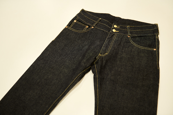 \"Der SAMMLER solo × TheThreeRobbers DOUBLE WAIST JEANS INDIGO 2011 #2\"ってこんなこと。_c0140560_09143272.jpg