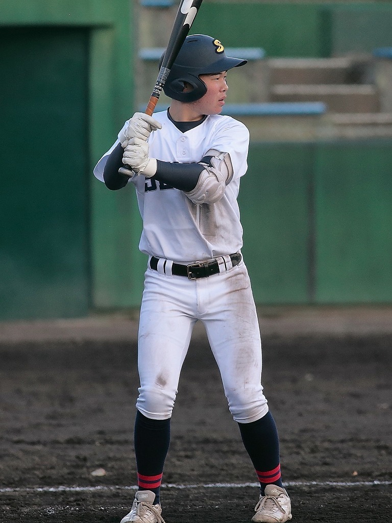 京都成章の松井常夫監督が退任を明言 次期監督にコーチの志賀厳