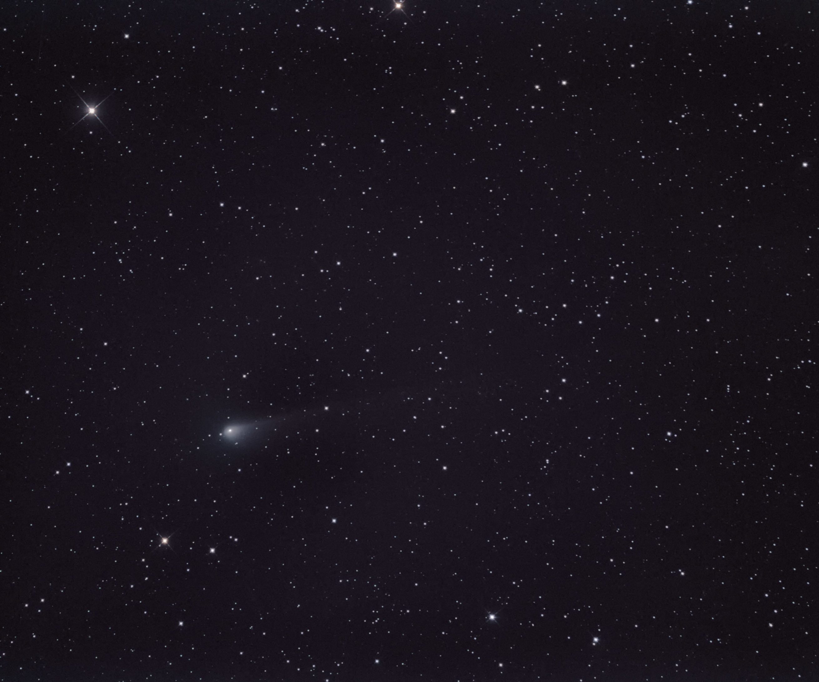 12月7日の67P　チュリュモフ-ゲラシメンコ彗星_e0174091_14411868.jpg