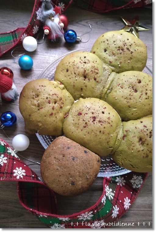 クリスマスツリーなメロンちぎりパンと久々のワンオペ育児で後悔とクリスマスの歌_a0348473_07132616.jpg